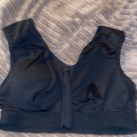 Black Tommie Copper Shoulder Support Sports Bra With Zipper, Size Medium - Picture 6 of 12